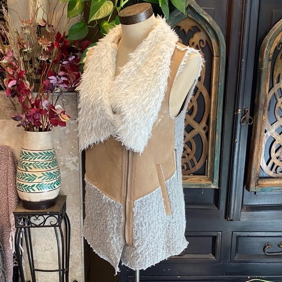 Anthropologie Sunday Monday Sherpa Moto Jacket Vest - Picture 5 of 15